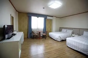 New Island Tourist Hotel Jeju 3*,  Sydkorea