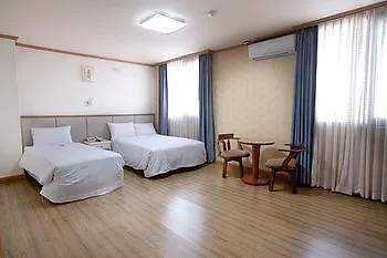 New Island Tourist Hotel Jeju