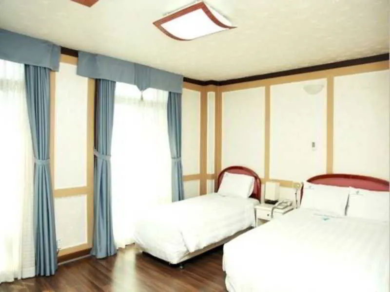 New Island Tourist Hotel Jeju